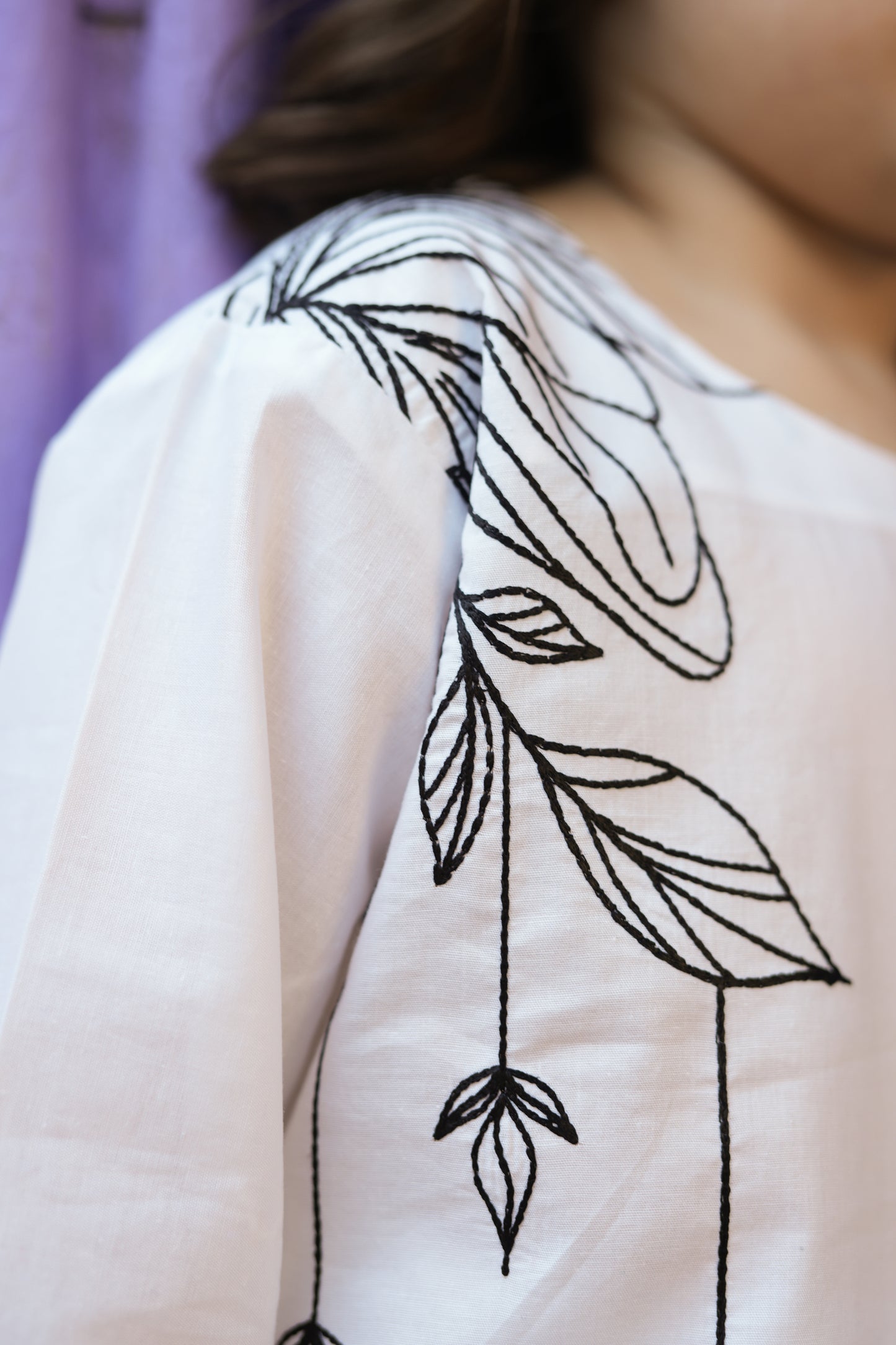 2 PIECE EMRODERED LAWN SUIT WHITE KRS-1022