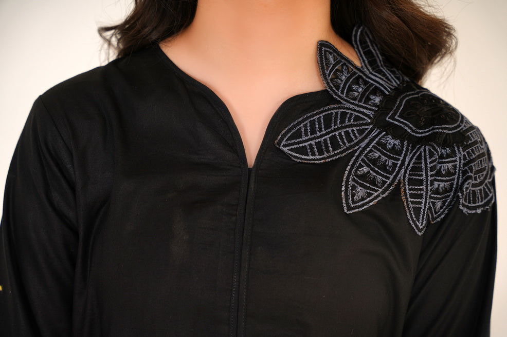 2 PIECE EMBROIDERED LAWN SUIT BLACK POCKET 2110