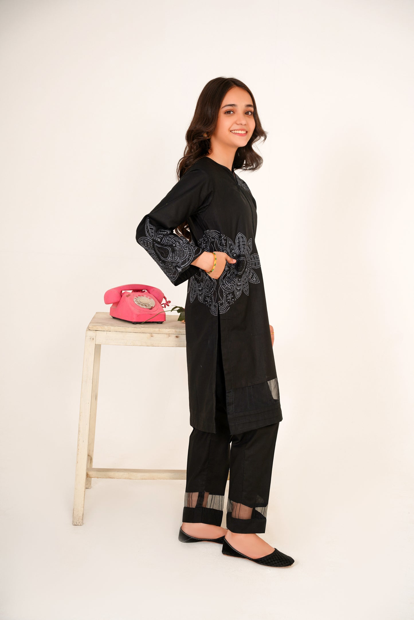 2 PIECE EMBROIDERED LAWN SUIT BLACK POCKET 2110