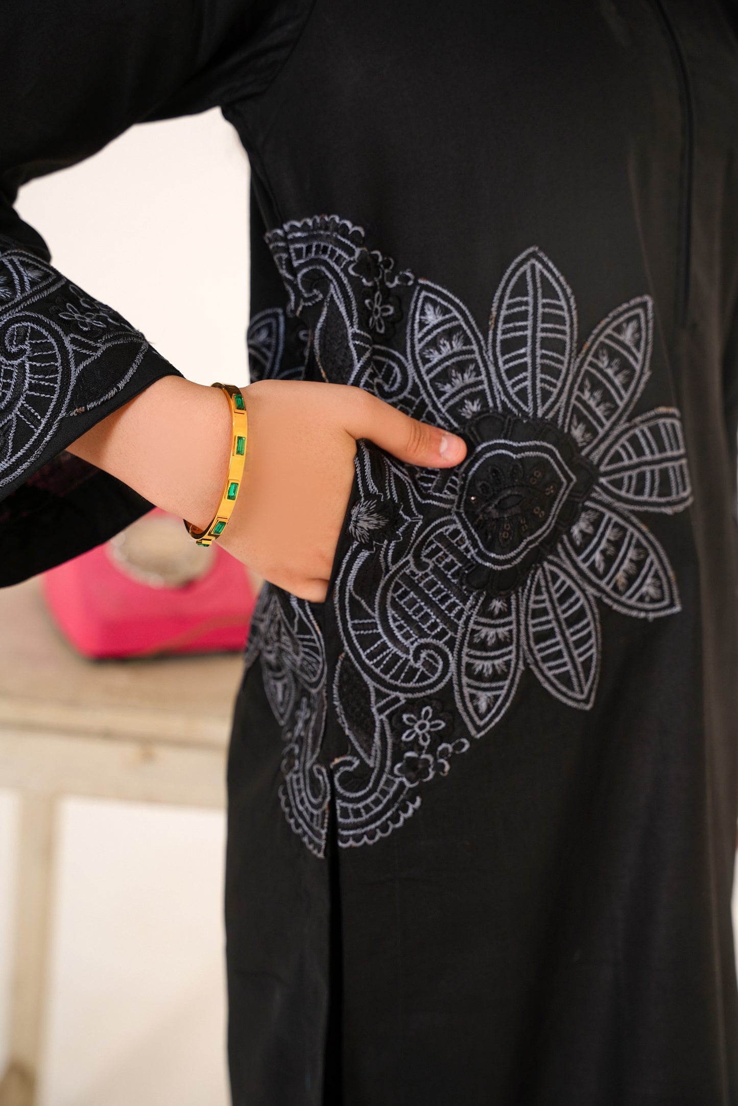 2 PIECE EMBROIDERED LAWN SUIT BLACK POCKET 2110
