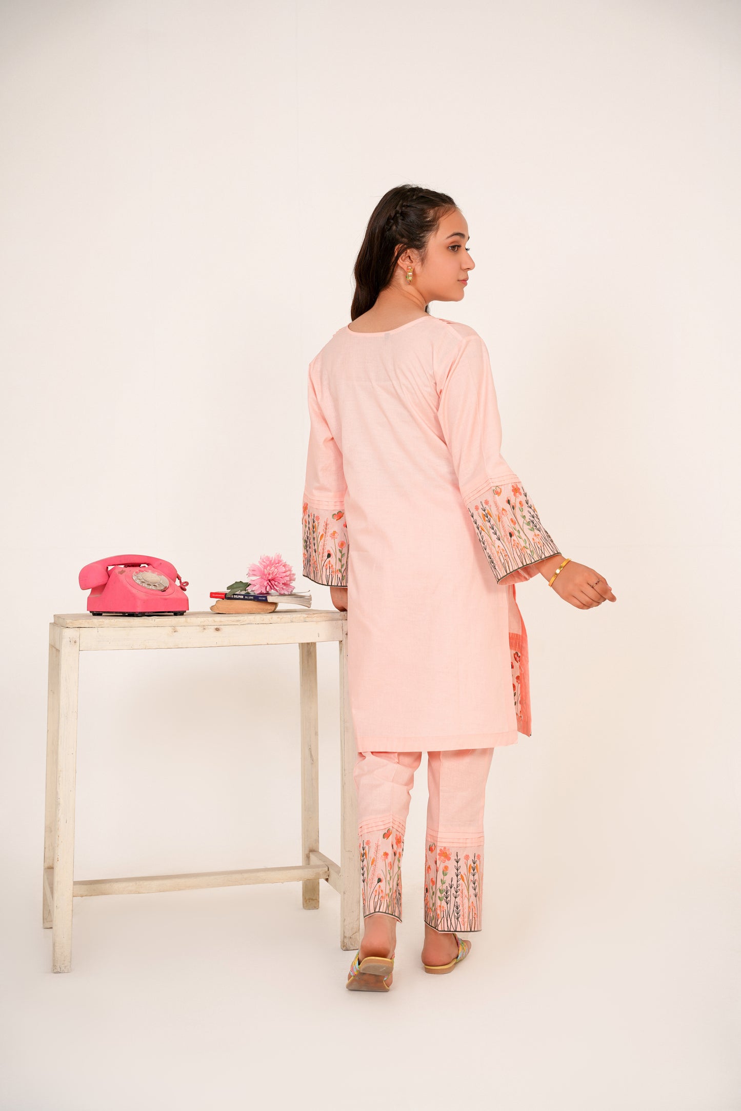2 PIECE EMBROIDERED LAWN SINGLE BORDER SUIT PEACH 2105