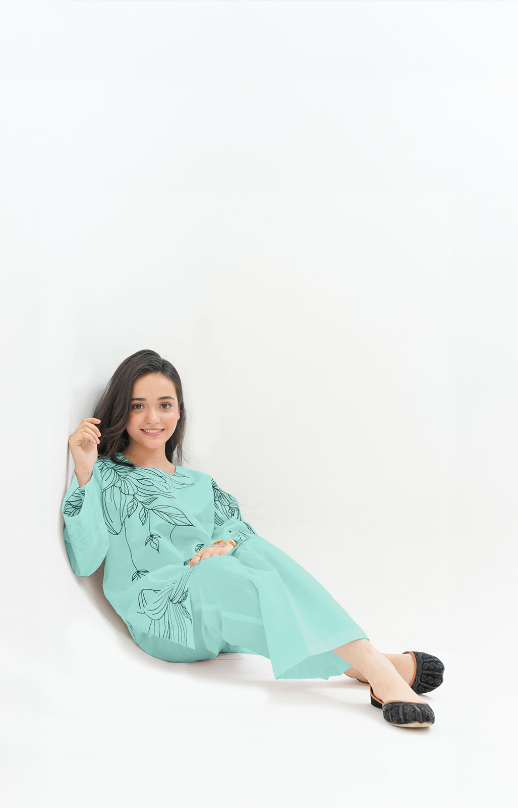 2 PIECE EMRODERED LAWN SUIT SEA GREEN KRS-1024
