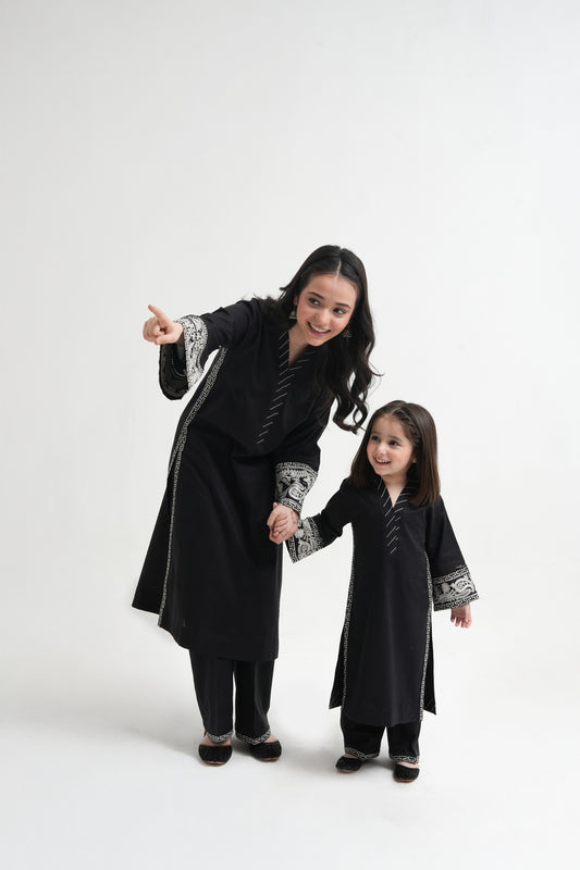 2 PIECE EMRODERED LAWN SUIT BLACK KV-1024