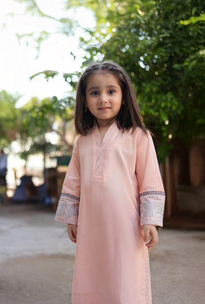 2 PIECE EMRODERED LAWN SUIT PEACH KV-2023