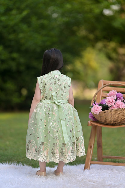 MANDARIN COLLAR FROCK