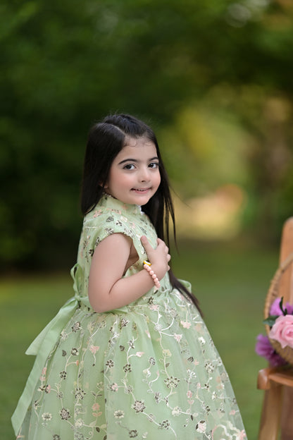 MANDARIN COLLAR FROCK