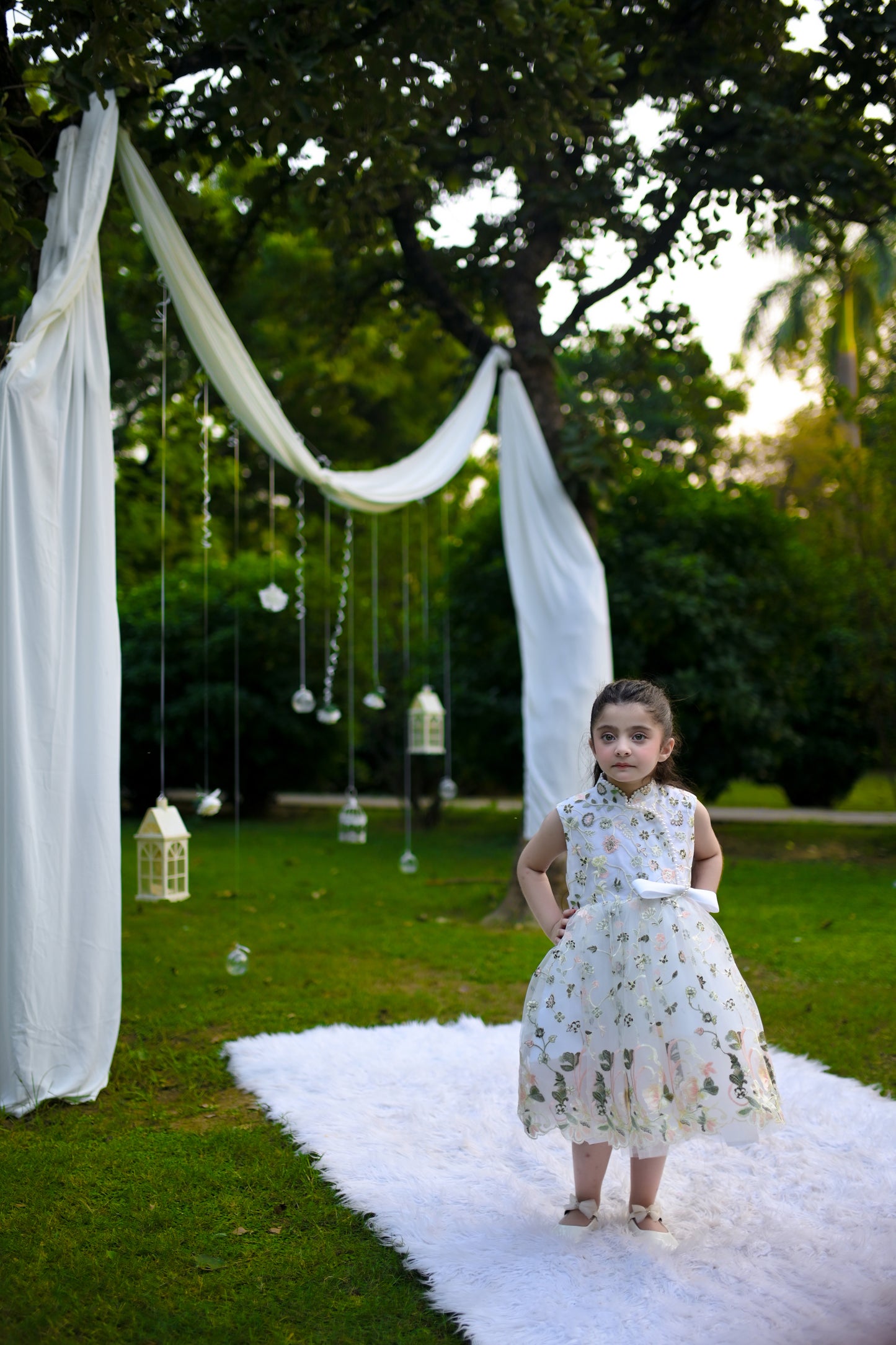 MANDARIN COLLAR FROCK